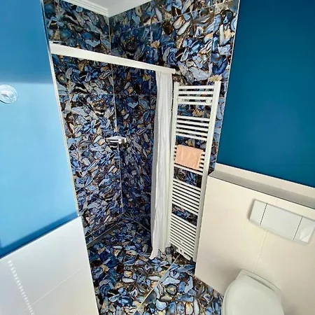 Διαμέρισμα Am Steinhuder Superior Dz-azur- Mit Kl Pantry Kueche, Garten, Wlan *