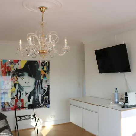 Διαμέρισμα Am Steinhuder Superior Dz-azur- Mit Kl Pantry Kueche, Garten, Wlan